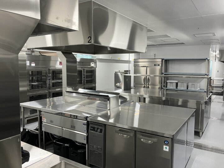 メインキッチン